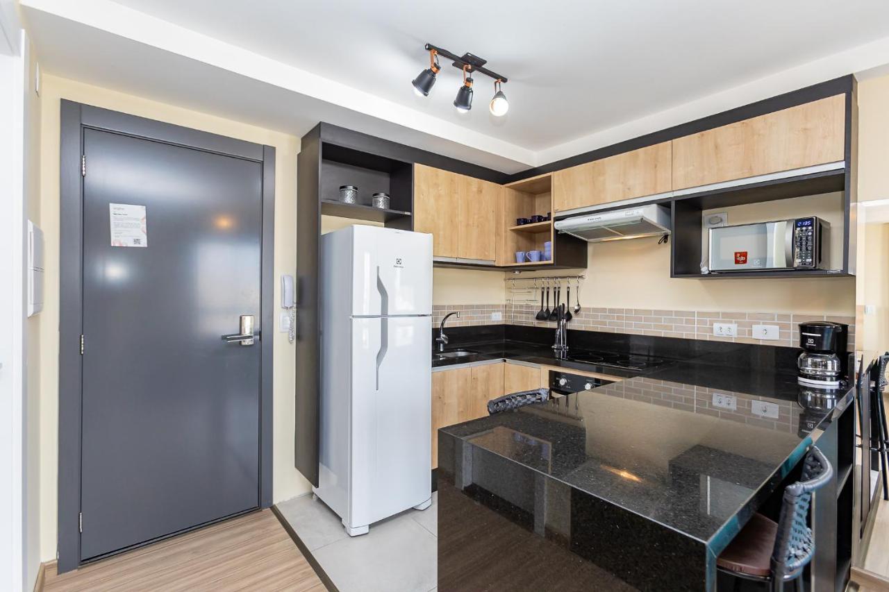 Moderno E Tranquilo - Studio No Centro - Ayn031 Apartment Куритиба Екстериор снимка